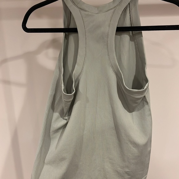 LAST CHANCE - Athleta Renew Seamless Racerback Tank - Picture 4 of 4